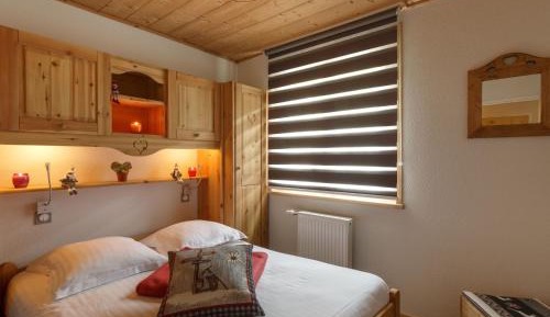 Three-Bedroom Apartment 15