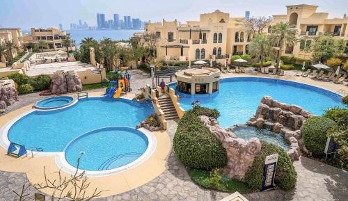 Superior Room with Balcony and Pool View
