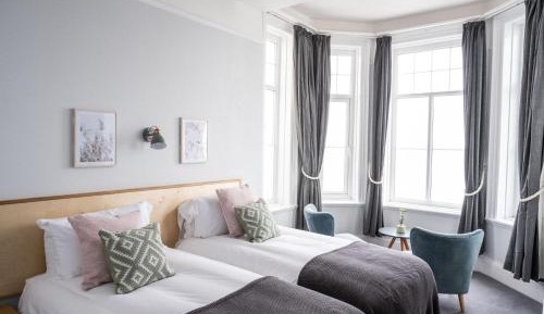 Standard Twin Room with Sea View