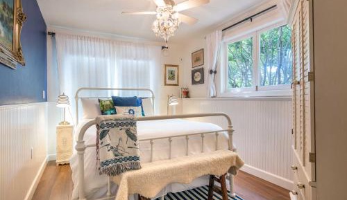 One-Bedroom Cottage
