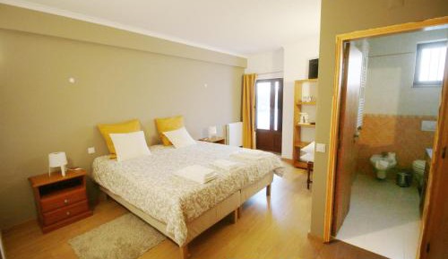 Double Room with Mountain View