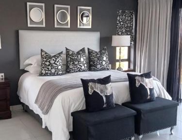 King Room with Mountain View