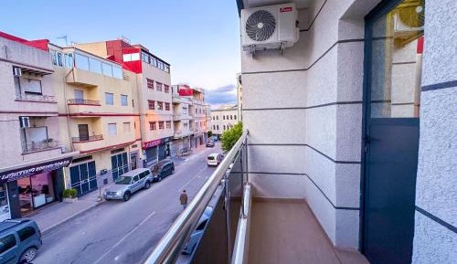 Two-Bedroom Deluxe Apartment with Balcony