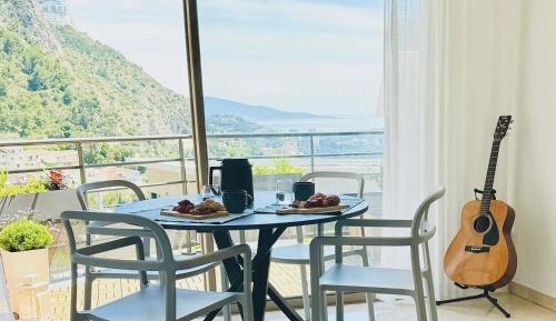 Apartment with Sea View