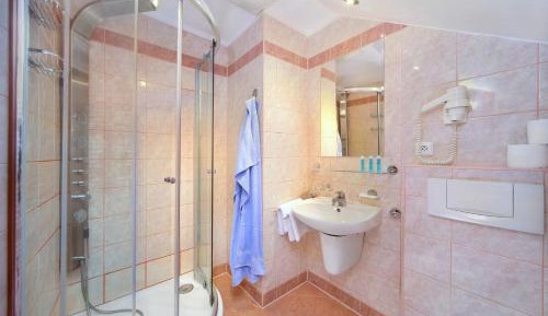 Exclusive Suite