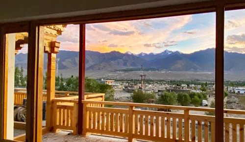 Superior Double or Twin Room with Mountain View