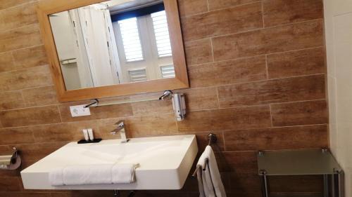 Superior Double Room with Balcony