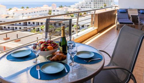 Two-Bedroom Apartment with Terrace and Sea View