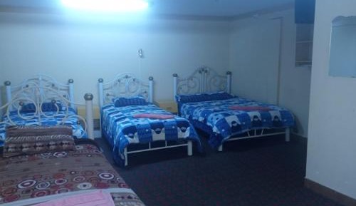 Quadruple Room with Private Bathroom
