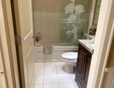 Double Room with Shared Toilet
