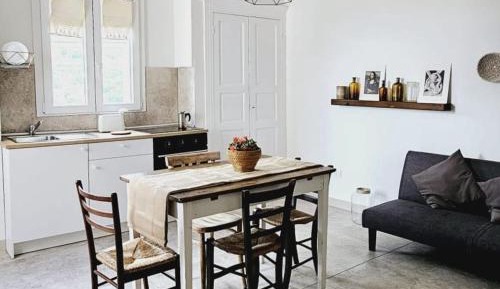 One-Bedroom House