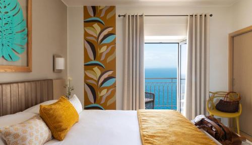 Superior Double Room with Balcony and Sea View