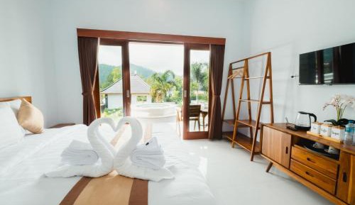 Deluxe Signature Room