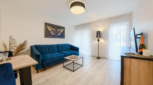One-Bedroom Apartment with garden