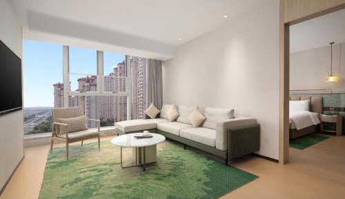 Superior King Suite