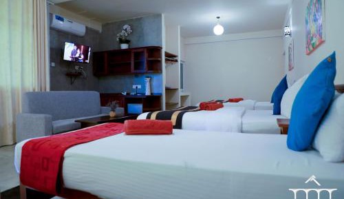 Deluxe Family Room
