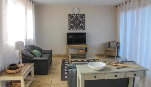 Basic Family Room