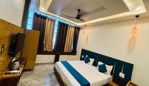 Superior King Room