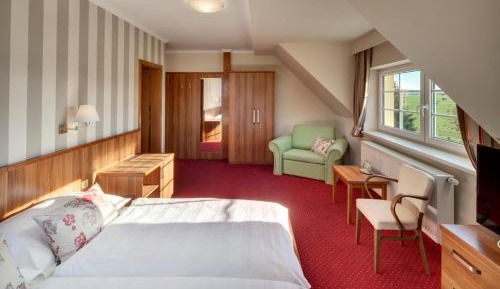 Junior Suite (2 Adults)