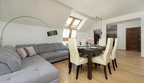Apartment - Split Level