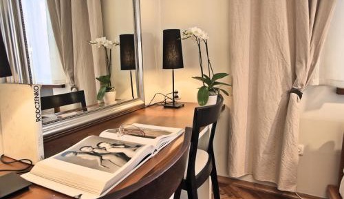 Studio (4 Adults)