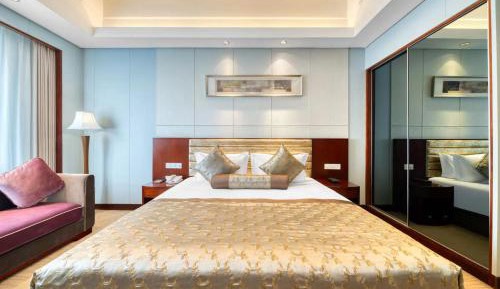 Executive Suite