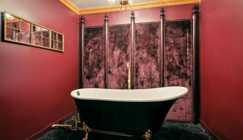 King Room with Spa Bath
