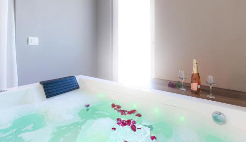 Suite with Spa Bath