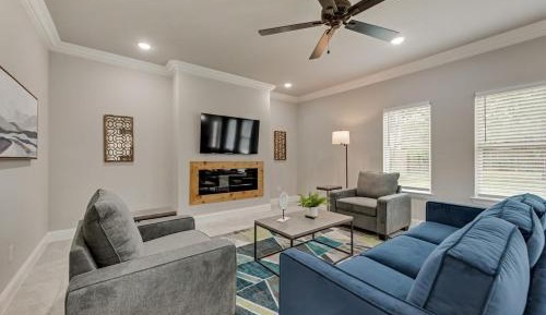 Three-Bedroom Holiday Home 