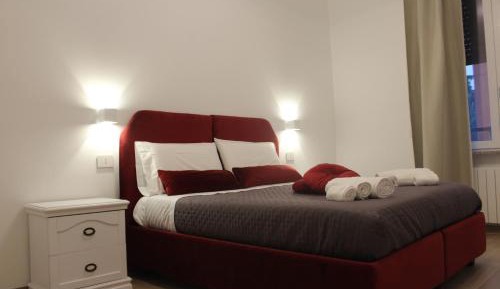 Two-Bedroom Apartment with City View