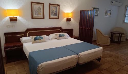 Twin Room