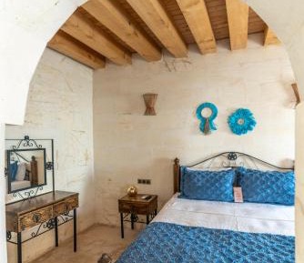 Deluxe Room with Jacuzzi