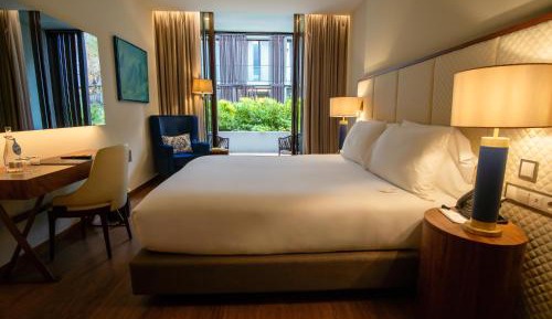 Premium King Room with Balcony