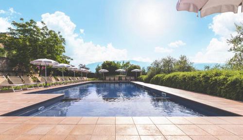One-Bedroom Villa with Terrace