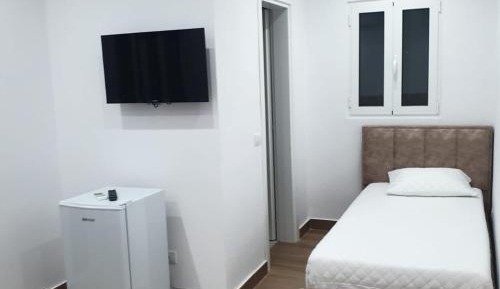 Standard Triple Room with Sea View