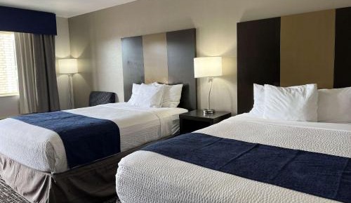 Queen Room with Two Queen Beds - Smoking