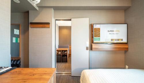 Connecting Room with Deluxe Double Room