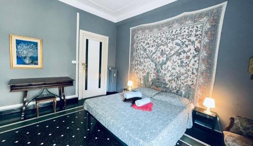 Double Room with Shared Bathroom