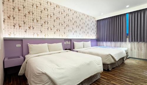 Deluxe Quadruple Room