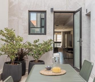 Studio with Terrace