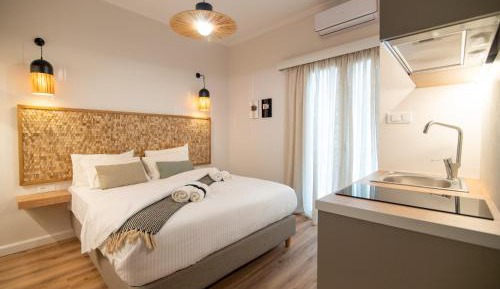 Studio (2 Adults)