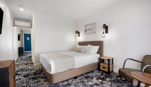 Queen Room