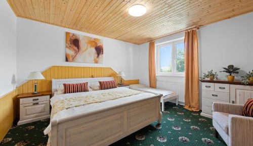 Triple Room with Private Bathroom