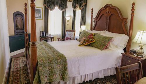 Suite with Spa Bath