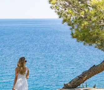 Villa - Beach Front