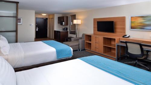 Queen Suite