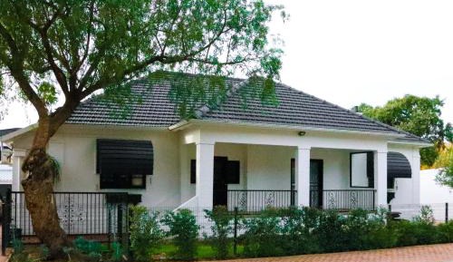 Three-Bedroom Holiday Home 