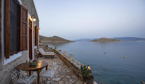Villa - Beach Front