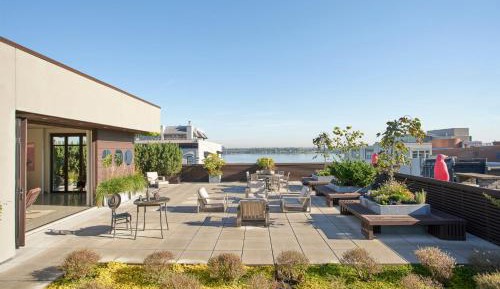 Rooftop Apartment