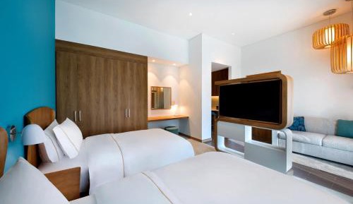 Twin Studio - Complimentary Transfer to DXB Airport Shuttle Drop Off
